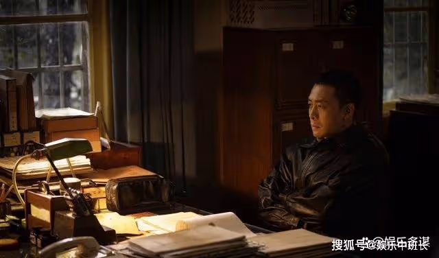 《他是誰》陳浩瀚臥底身份曝光，救出聶小雨，衛國平擊斃割喉惡魔