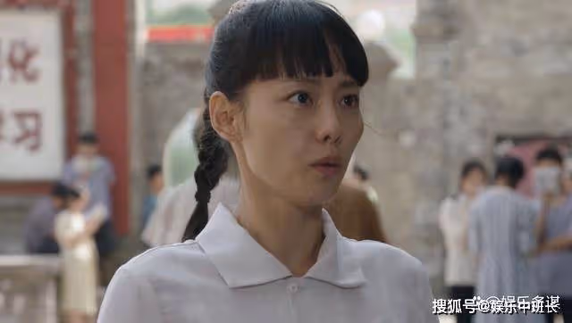 《人生之路》馬栓逆襲成瓷器大師，劉巧珍變身富太太，高加林種地