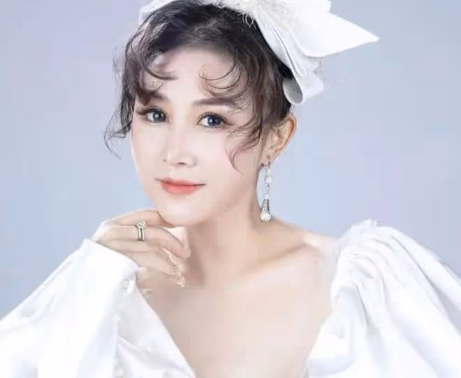網紅戀珊妮宣布離婚,稱:願餘生再無背叛!半年前辦盛大婚禮出嫁