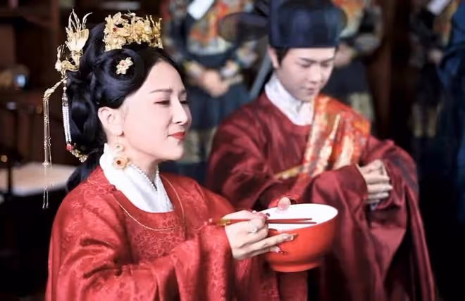網紅戀珊妮宣布離婚,稱:願餘生再無背叛!半年前辦盛大婚禮出嫁