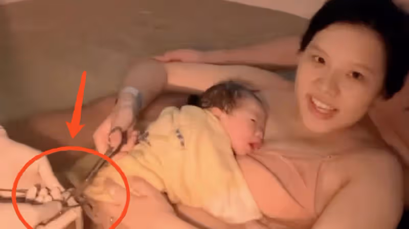 謝依霖曬生產視頻為3歲兒子慶生，她親自剪臍帶，疑因不舍花錢拒打無