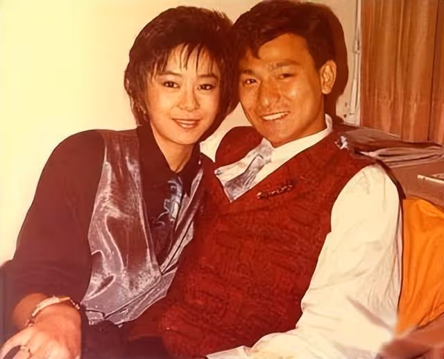 61歲劉德華官宣離婚?女方自曝「房事」細節,網友炸了:太噁心了