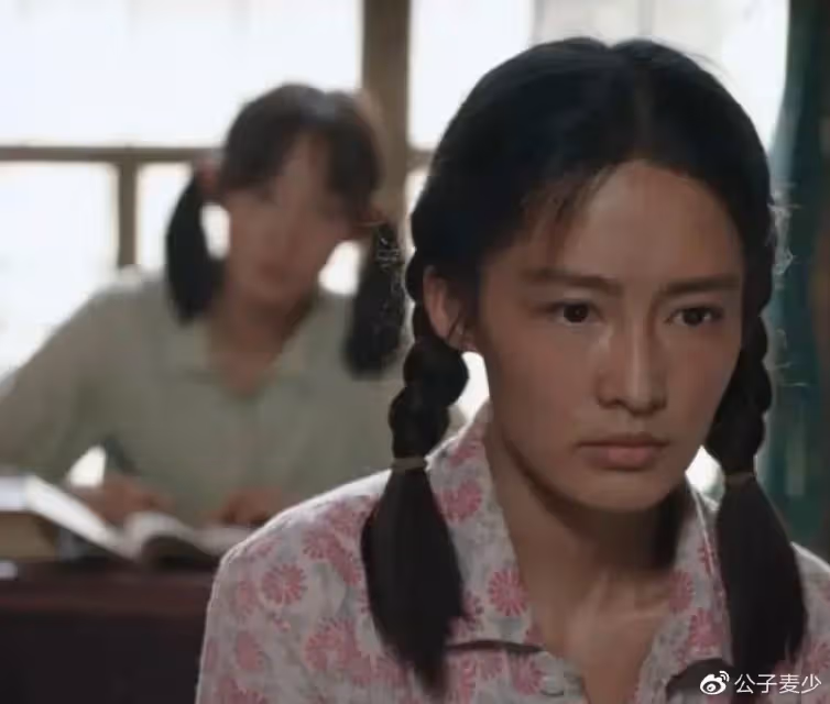 爆了!官媒點評《人生之路》,不提演員演技,卻字字珠璣