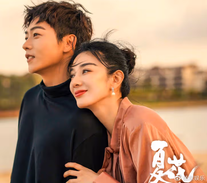 黃奕曬浪姐3聚會照,與阿嬌王心凌同框比美,40+姐姐一個賽一個美