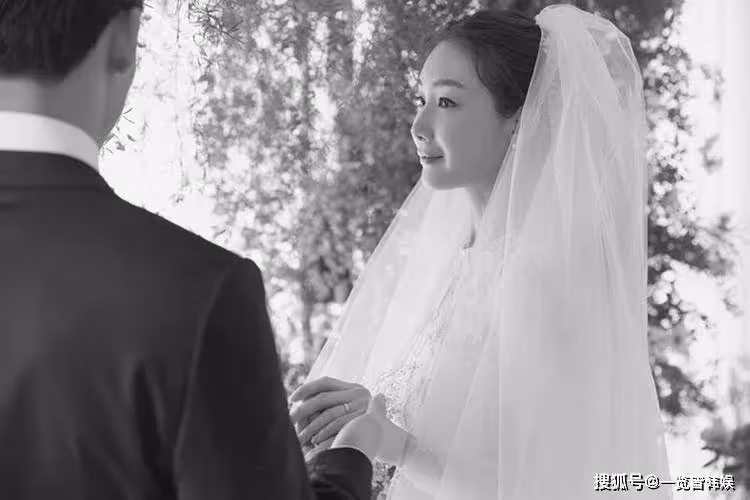 崔智友曬婚後小資生活 靠演戲踏上「富婆」之路 47歲成人生贏家