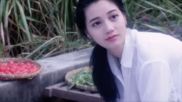 一代艷星淪為服務員：「一脫成名」的她，有多悽慘？