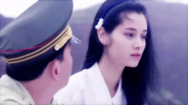 一代艷星淪為服務員:「一脫成名」的她,有多悽慘?