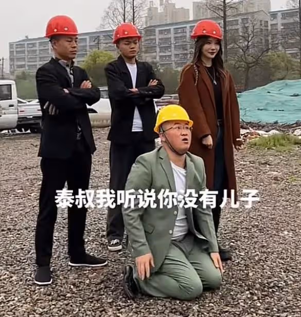 姜濤:《狂飆》熱度蹭個不停,頭戴安全帽,模仿高啟強認「乾爹」