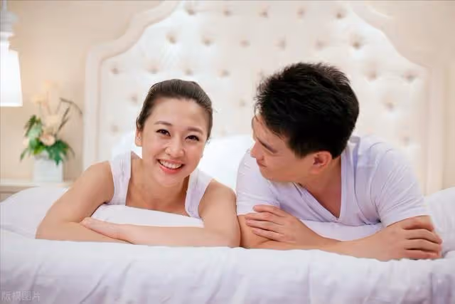 公公出軌被我撞見，我做了三點讓他感激涕零：好兒媳，再也不敢了