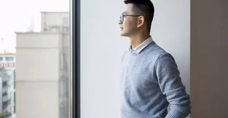 10年前借給發小50萬買門面，10年後他哀求:128萬的門面抵50萬還你
