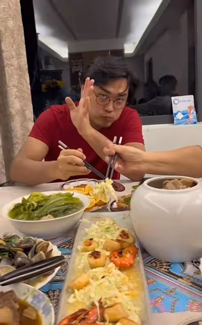 李立群罕曬長子,其態度不耐煩被指沒禮貌,此前因坑爹言論引爭議
