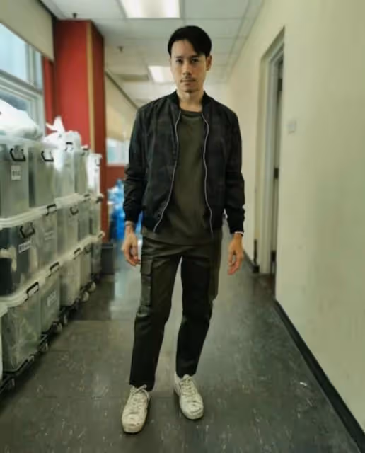 大有來頭!TVB男配曾簽約好萊塢經歷豐富,更與吳彥祖莫文蔚同門