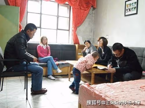 做手術後！婆婆不准我開冷氣　第二天娘家「來一車人後」婆婆成了全村笑柄