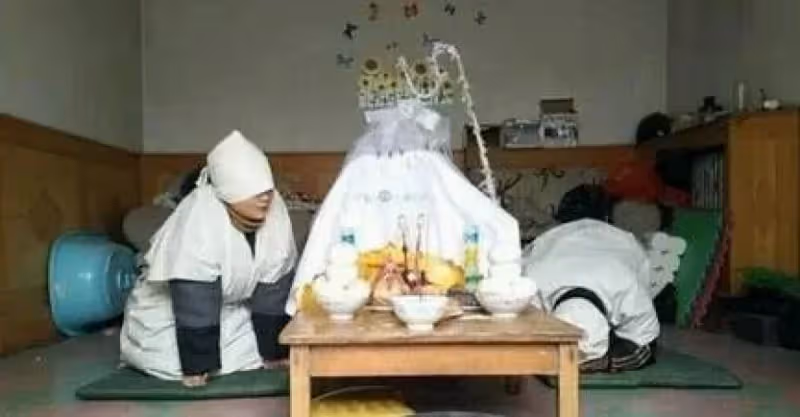 老公去世後，晚上總有人給我蓋被子，安裝監控後，看見這個人我哭了