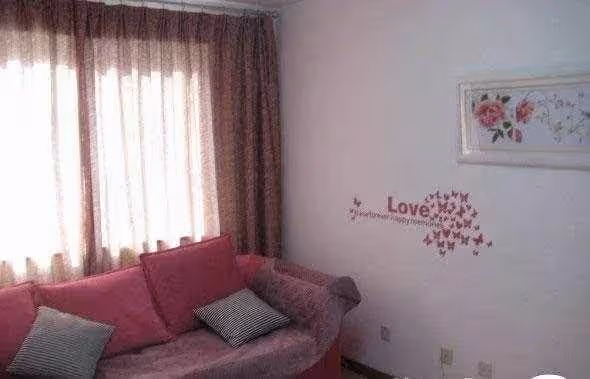 昨天小叔子結婚，婆婆和老公不讓我去，看到婚禮照片我怒提失婚！