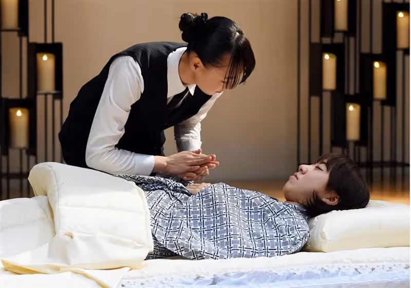 千萬不要盲目「用手觸摸逝者身體」入殮師給出忠告:「與恐懼無關」就算是最親的人也不行!
