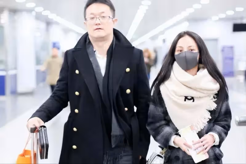 當小三的被出軌，拋棄妻子的成了植物人，娛樂圈「現世報」太爽了