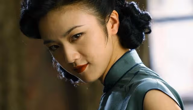 湯唯:新時代的成功女性,在低谷中捲土重來,在頂峰時隱居田園