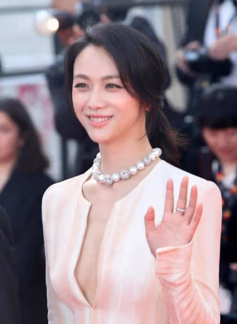 湯唯:新時代的成功女性,在低谷中捲土重來,在頂峰時隱居田園