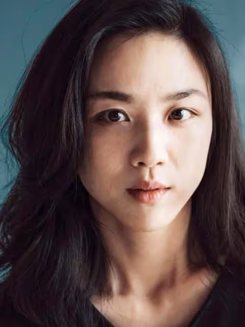 湯唯：新時代的成功女性，在低谷中捲土重來，在頂峰時隱居田園