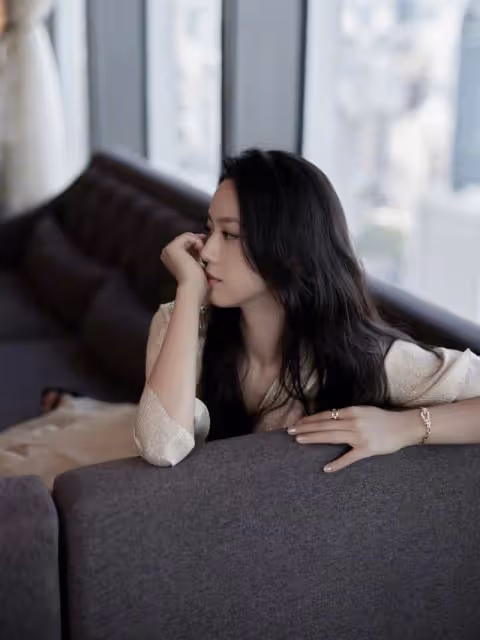 湯唯:新時代的成功女性,在低谷中捲土重來,在頂峰時隱居田園