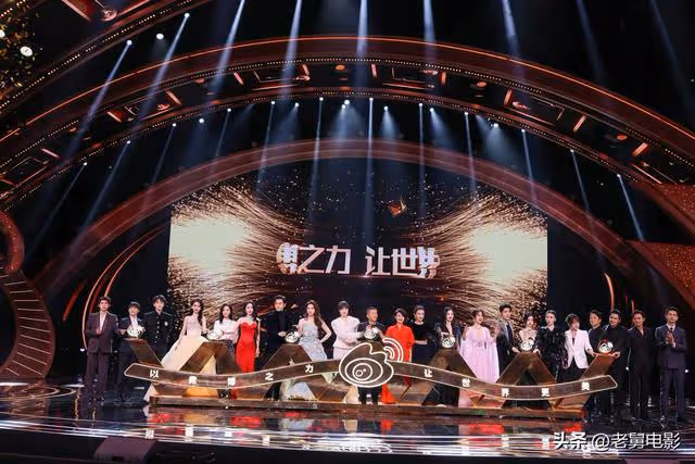 沒去微博之夜的陳曉讓很多年輕演員羨慕不來,工作室卻遭粉絲怒懟