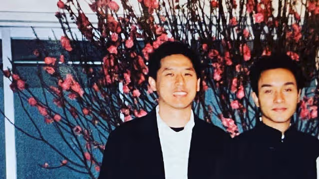 為你鍾情傾我至誠 請你珍藏 這份情 從未對人 傾訴秘密 一生首次……