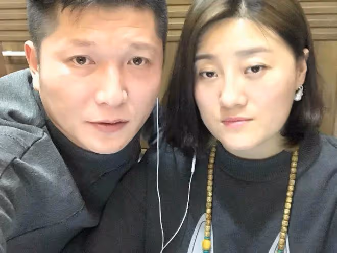 鄉愛王雲患病住院！皮膚蠟黃疑做甲狀腺手術，曾因錢與歷小峰離婚