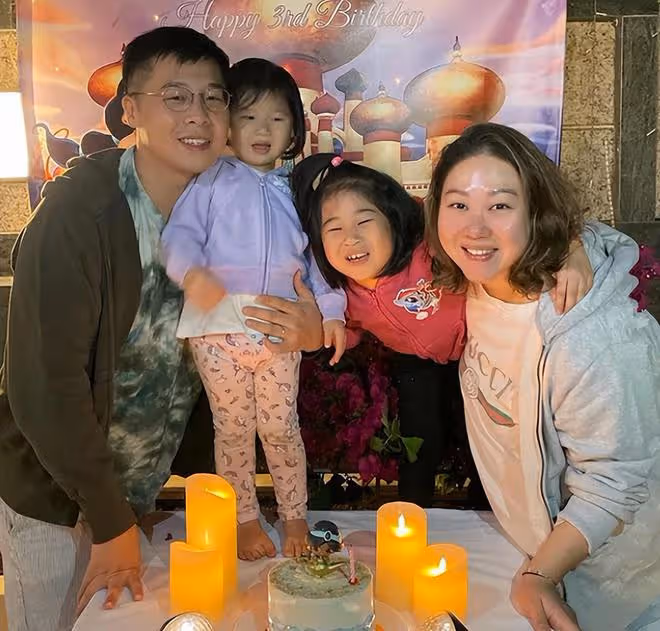 36歲港姐官宣二胎懷男孩!61歲富豪老公已育4女,再當爸難掩喜悅