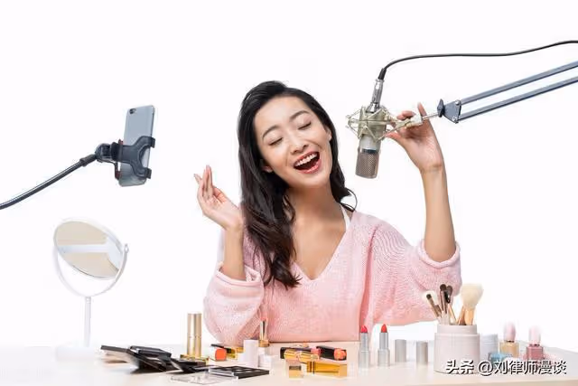 丈夫連續四年向女主播轉帳18萬元,妻子要求女主播返還,法院判了