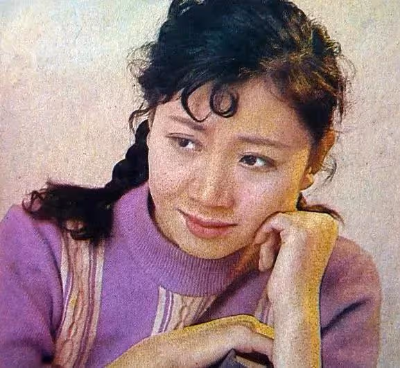 徐松子:嫁初戀古榕,與丈夫分居15年不離婚,如今她還好嗎?