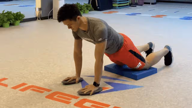她曾美過章子怡，三個前男友都是影帝，如今46歲依舊單身！