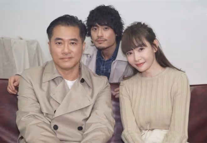 59歲邵仲衡再演舞台劇!身材發福仍帥氣,靠做生意已賺到盆滿缽滿