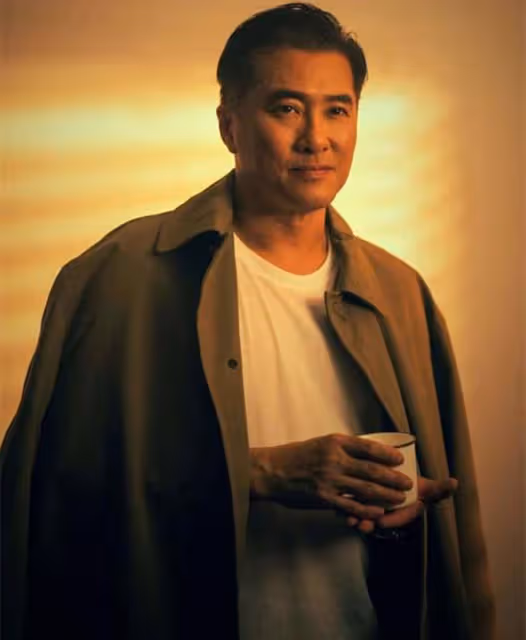 59歲邵仲衡再演舞台劇!身材發福仍帥氣,靠做生意已賺到盆滿缽滿