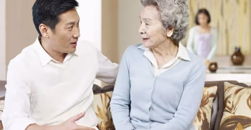 丈母娘不幹了：你要把你媽接來，就把我的錢還給我，我去住養老院