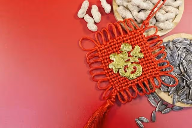 女兒遠嫁八年,要帶丈夫孩子回娘家過年,媽媽提要求讓她痛哭流涕