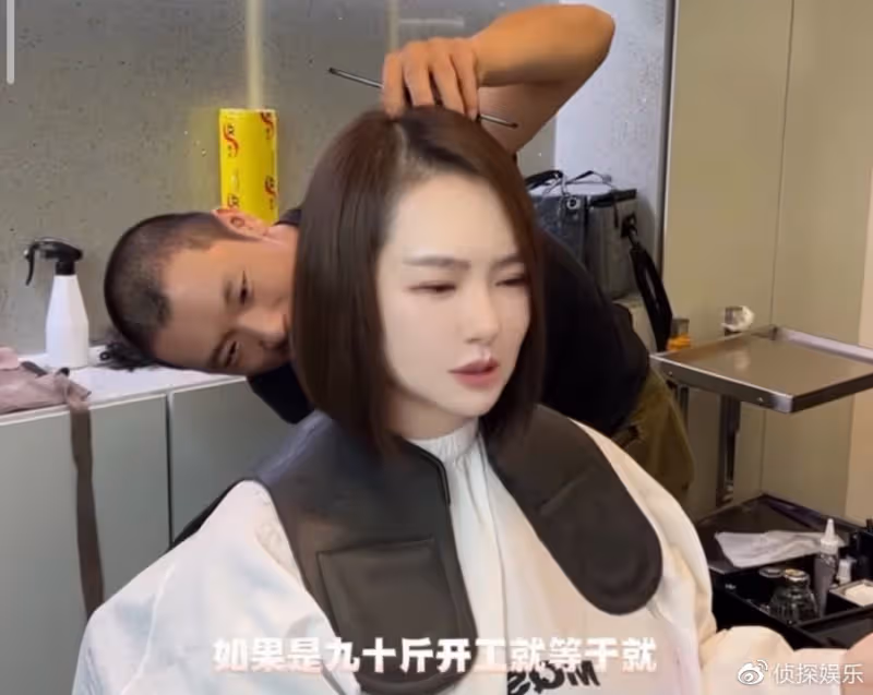 戚薇公開真實體重,為母乳喂養兒子暫緩減肥,復工後仍有130斤