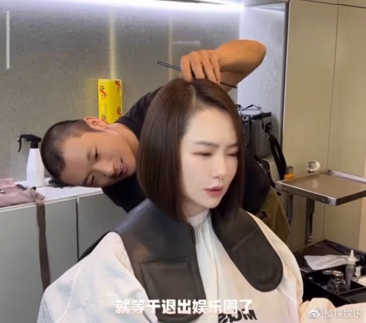 戚薇公開真實體重,為母乳喂養兒子暫緩減肥,復工後仍有130斤