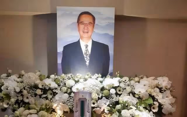 導演謝銅因癌症去世,曾導演《花香歲月》,查出時已晚期享年66歲