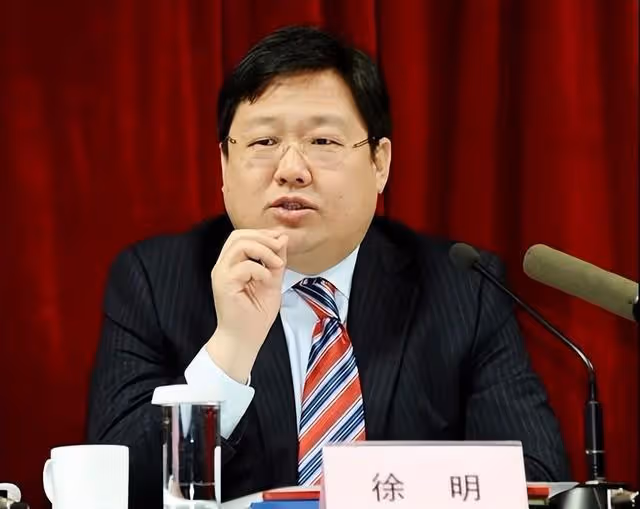 億萬富豪徐明:獄中病逝8年,明星妻子田海蓉和女兒如何了?