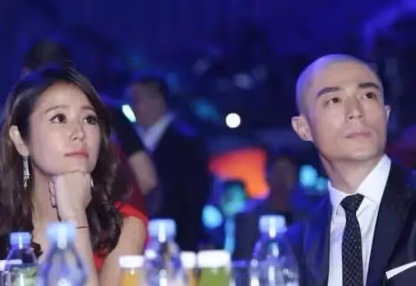 曝霍建華離婚凈身出戶,疑林心如插手事業,致失業3年,精神異常