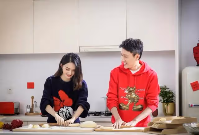趙麗穎離婚後被追問，還愛馮紹峰嗎，她6字回答贏得網友紛紛點贊