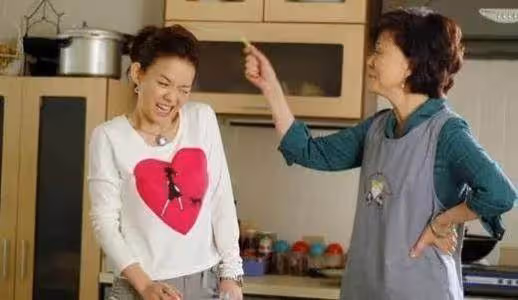 婆婆患重病 我給她支付了全部醫藥費 我媽竟說我傻了