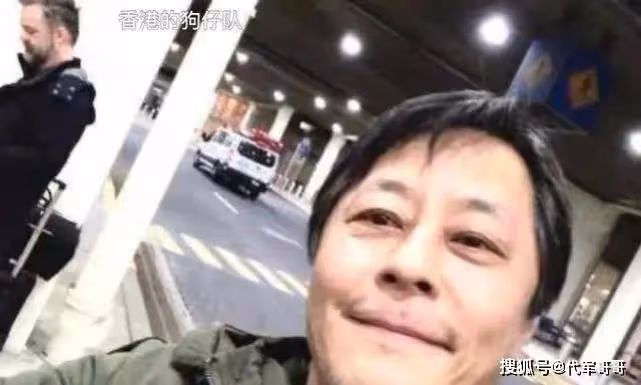 他曾是「四大天王」,經歷兩段失敗婚姻,如今61歲與梁洛施傳緋聞