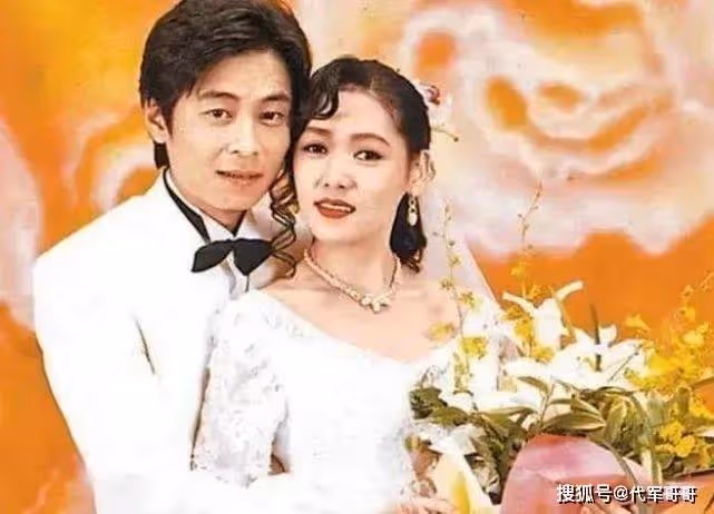 他曾是「四大天王」,經歷兩段失敗婚姻,如今61歲與梁洛施傳緋聞