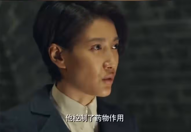 好傢夥！靳東《無間》電擊戲差評一片，觀眾吐槽的理由出奇一致