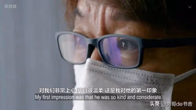 都塌成這樣了,怎麼還有人洗白他?