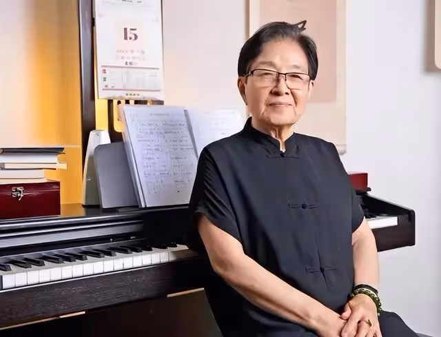 谷建芬：李谷一喊她前輩，毛阿敏敬她如母，丈夫女兒先後早逝
