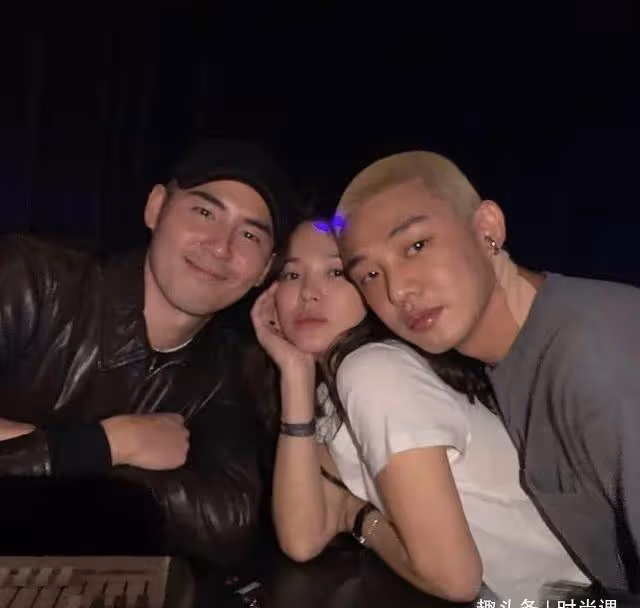 現實中也是文同珢!宋慧喬為了拯救劉亞仁不顧名聲!