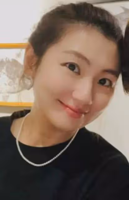 Selina懷孕半個月後首度公開孕媽照,好友放出了她的最新動態照片